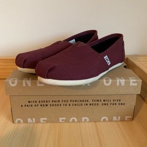 Toms Maroon Womens Size 6